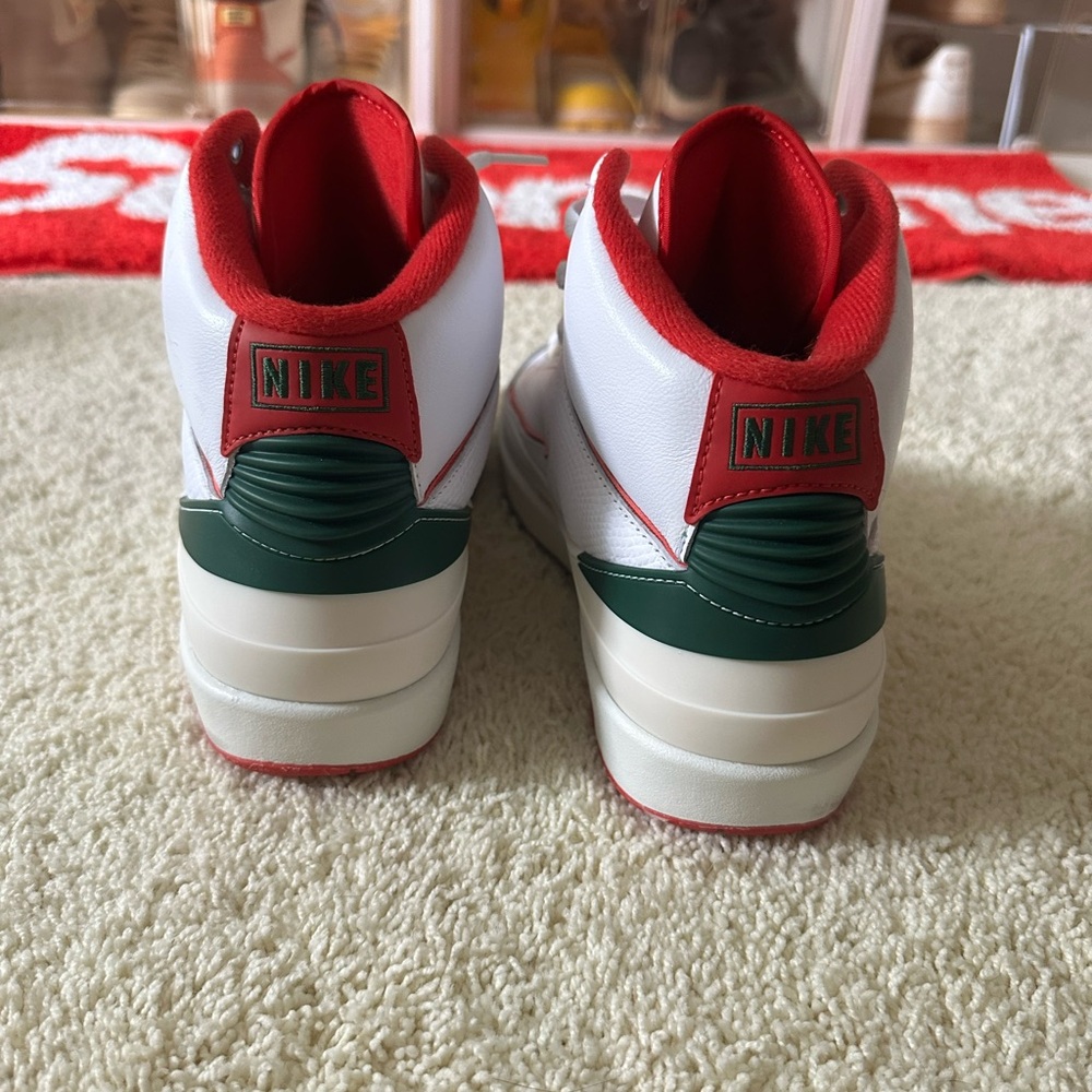 Jordan 2 Origins - Picture 8 of 8